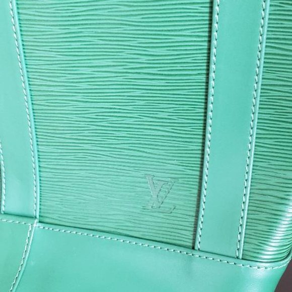Louis Vuitton Epi Randonnee Backpack GM - Picture 4 of 7